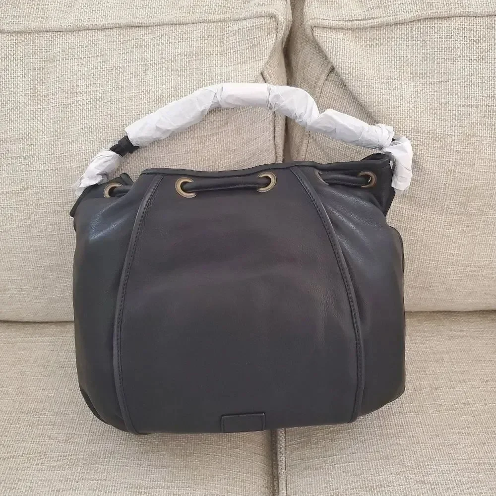 Frye Vivian Leather Bucket Bag in Black - NEW